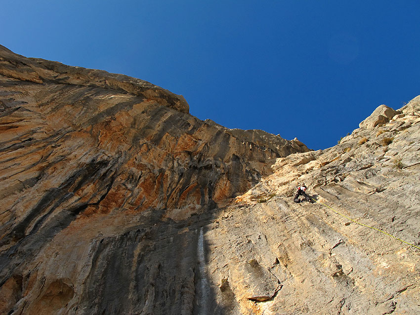 Baki crushing the pitch nb.1...