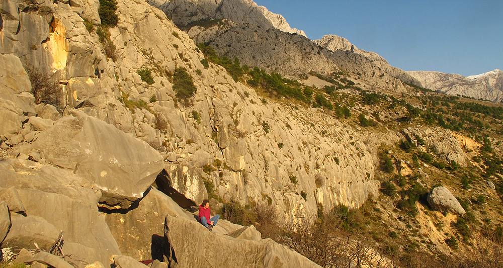 Okružena kilometrima!